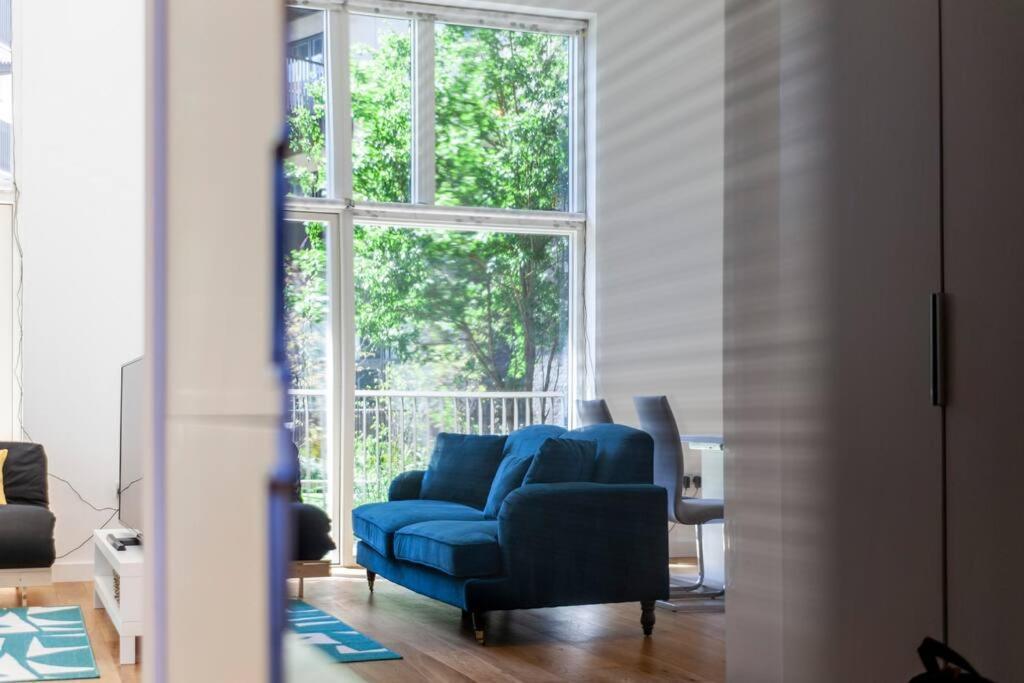 Apartament Stunning New 3 Bdr Duplex Wbalcony, East